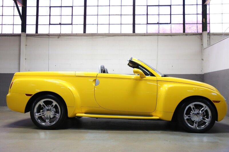 2005 Chevrolet SSR LS Plainview NY