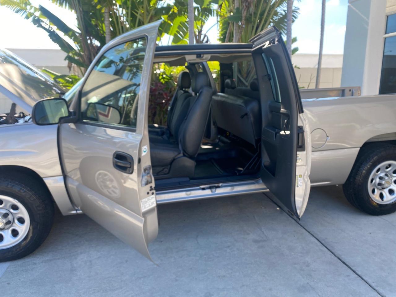 2005 Chevrolet Silverado 1500 1 OWNER FLORIDA LOW MILES Pompano Beach FL