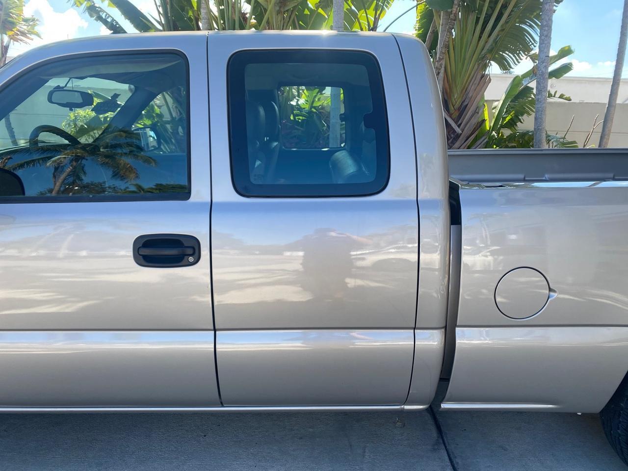 2005 Chevrolet Silverado 1500 1 OWNER FLORIDA LOW MILES Pompano Beach FL