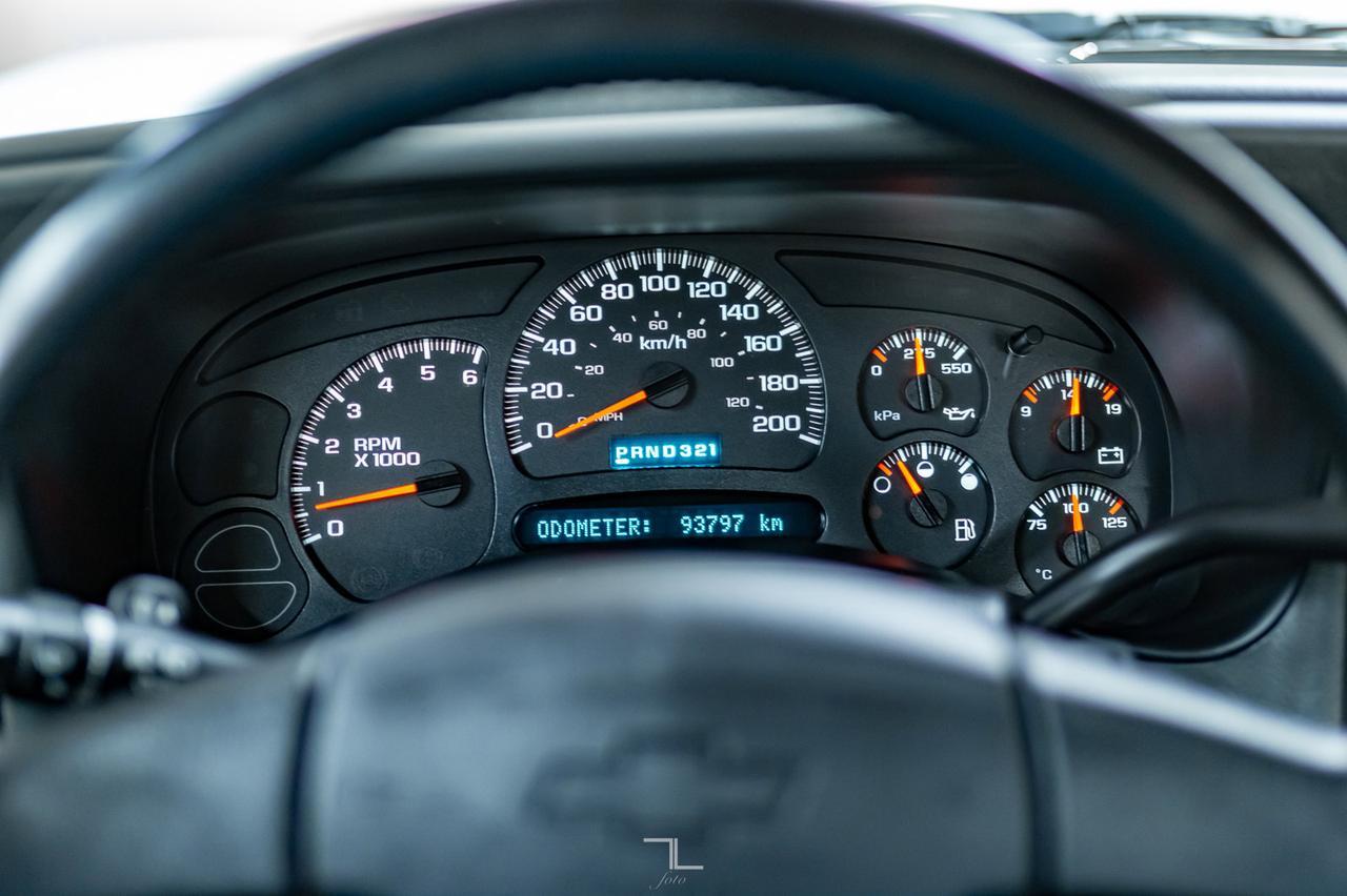 2005 Chevrolet Silverado 1500 4x4 Reg Cab LS Longbox Red Deer AB