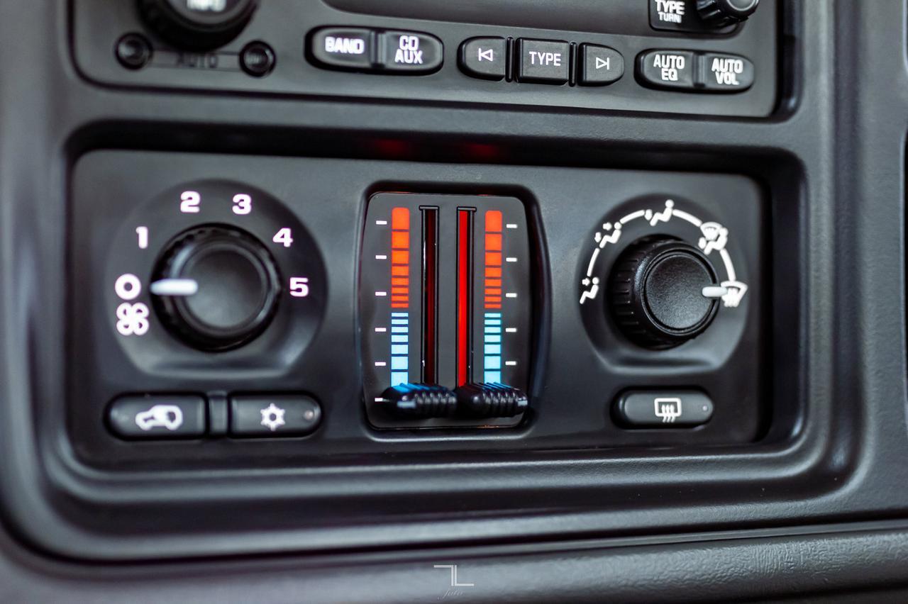 2005 Chevrolet Silverado 1500 4x4 Reg Cab LS Longbox Red Deer AB