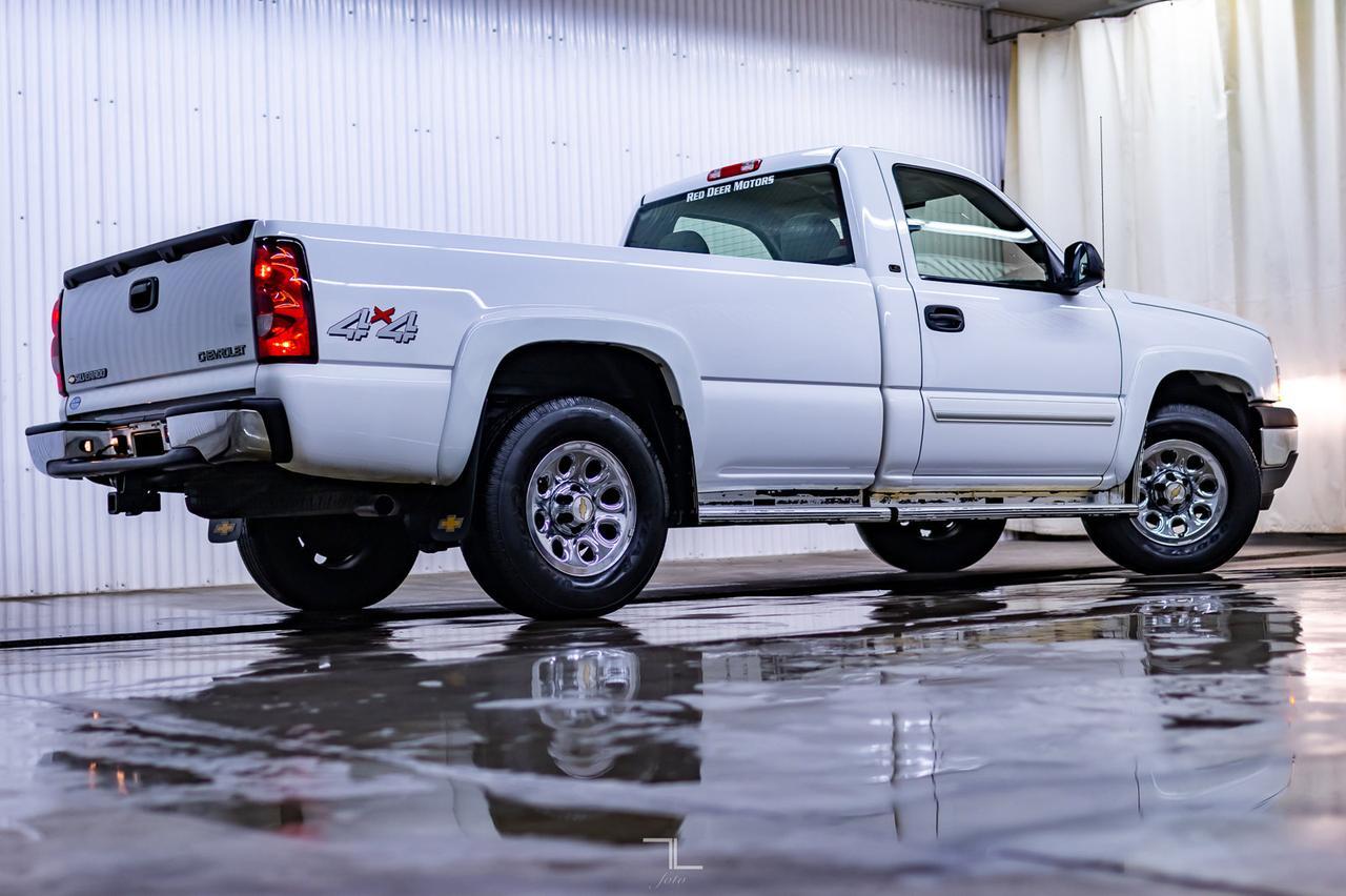 2005 Chevrolet Silverado 1500 4x4 Reg Cab LS Longbox Red Deer AB