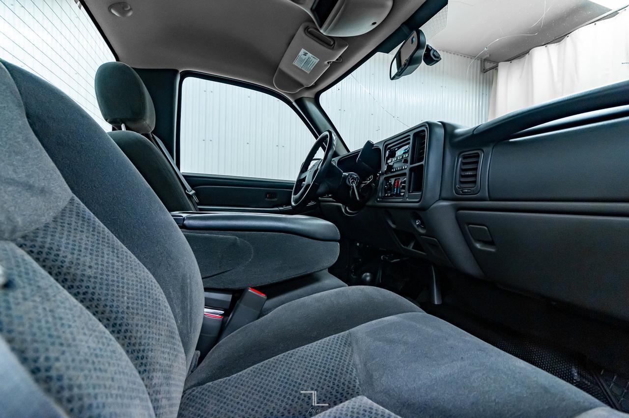 2005 Chevrolet Silverado 1500 4x4 Reg Cab LS Longbox Red Deer AB