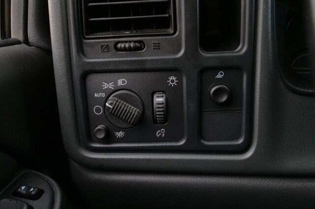 2005 Chevrolet Silverado 1500 LS / Light Duty Power Package / 5.3L V8! High Point NC