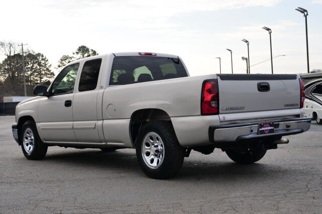2005 Chevrolet Silverado 1500 LS / Light Duty Power Package / 5.3L V8! High Point NC
