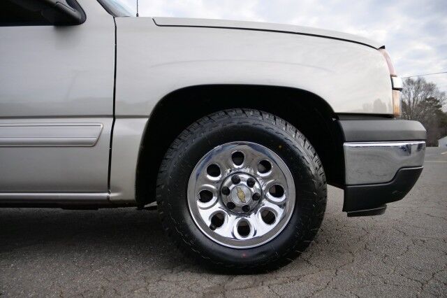 2005 Chevrolet Silverado 1500 LS / Light Duty Power Package / 5.3L V8! High Point NC