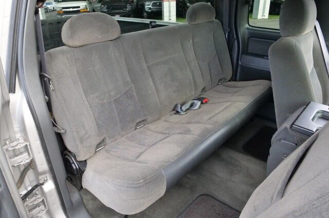 2005 Chevrolet Silverado 1500 LS / Light Duty Power Package / 5.3L V8! High Point NC