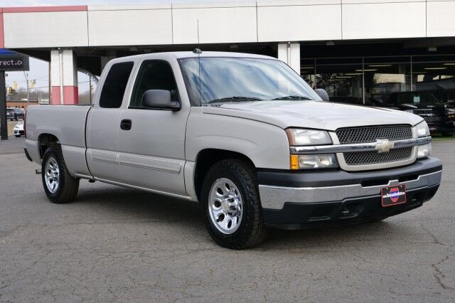 2005 Chevrolet Silverado 1500 LS / Light Duty Power Package / 5.3L V8! High Point NC