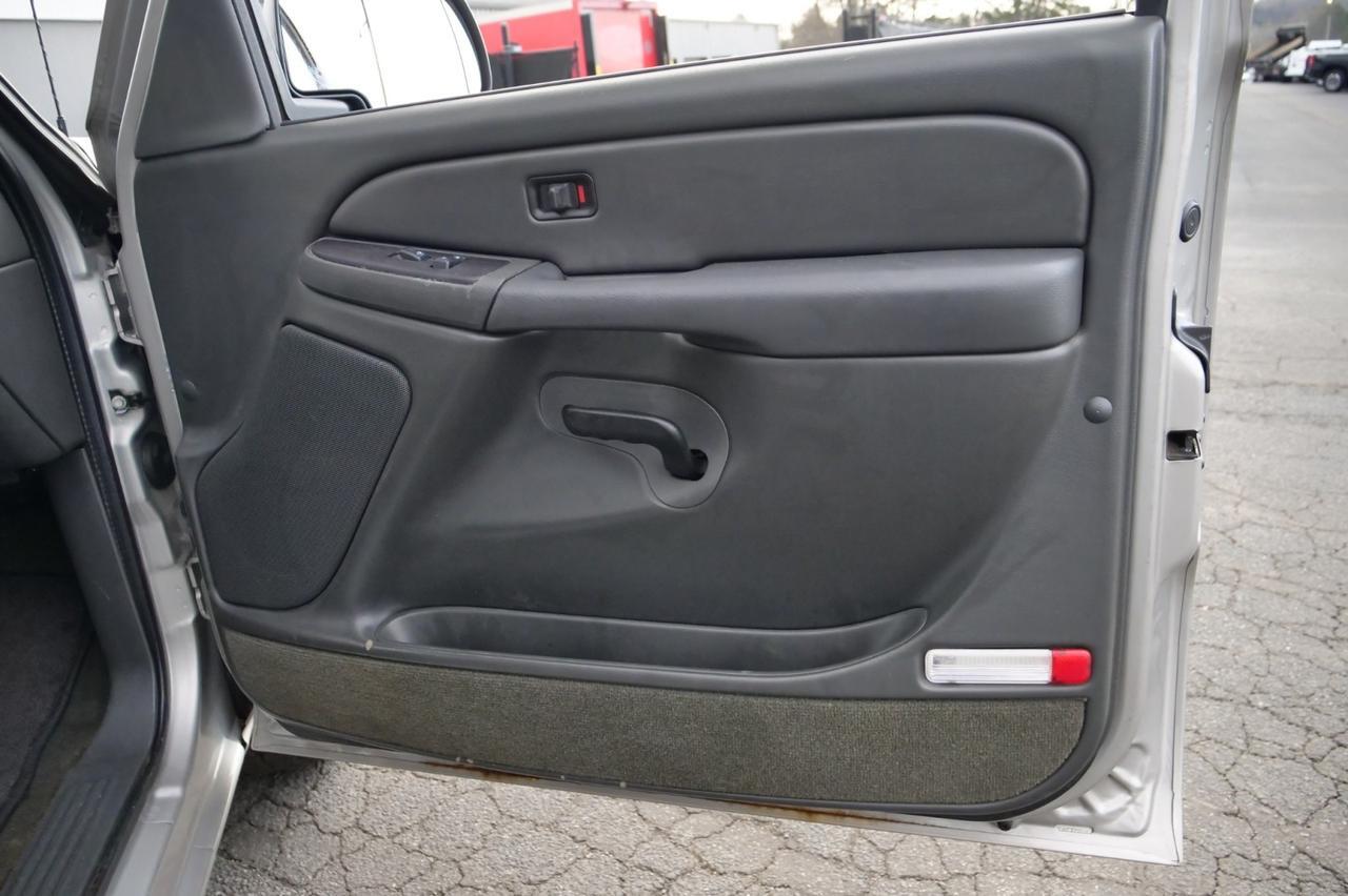 2005 Chevrolet Silverado 1500 LS / Light Duty Power Package / 5.3L V8! Lincolnton NC