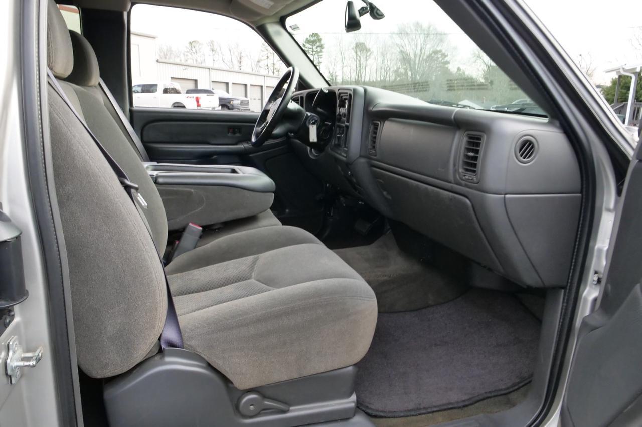 2005 Chevrolet Silverado 1500 LS / Light Duty Power Package / 5.3L V8! Lincolnton NC