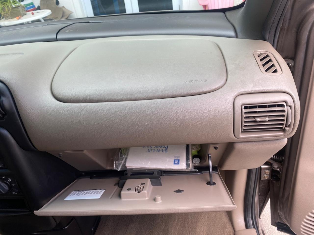 2005 Chevrolet Venture LS LOW MILES 48,285 Pompano Beach FL