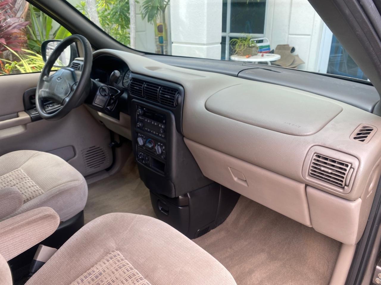 2005 Chevrolet Venture LS LOW MILES 48,285 Pompano Beach FL