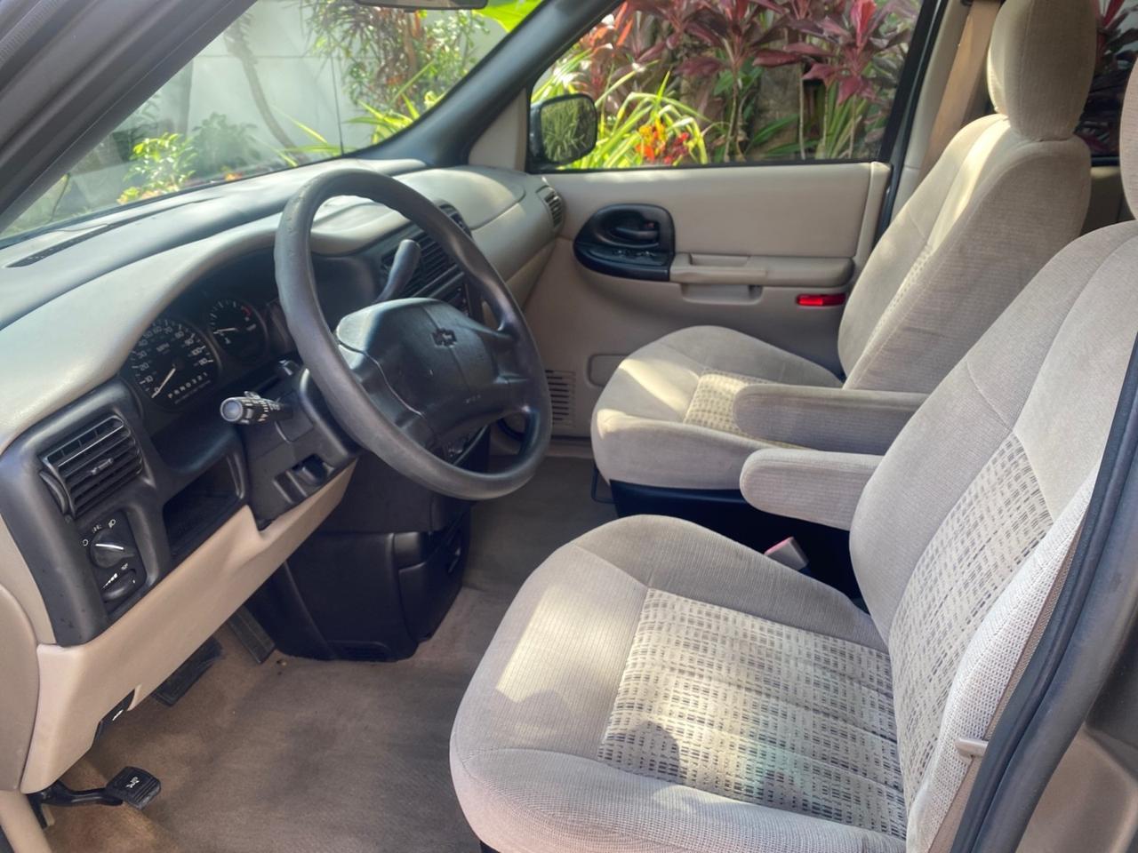 2005 Chevrolet Venture LS LOW MILES 48,285 Pompano Beach FL