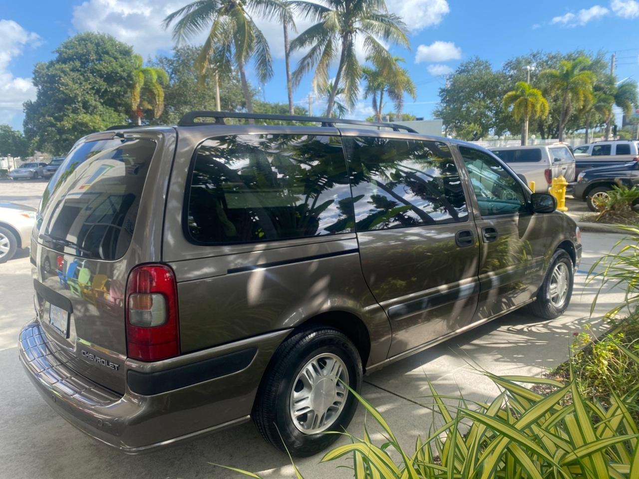 2005 Chevrolet Venture LS LOW MILES 48,285 Pompano Beach FL