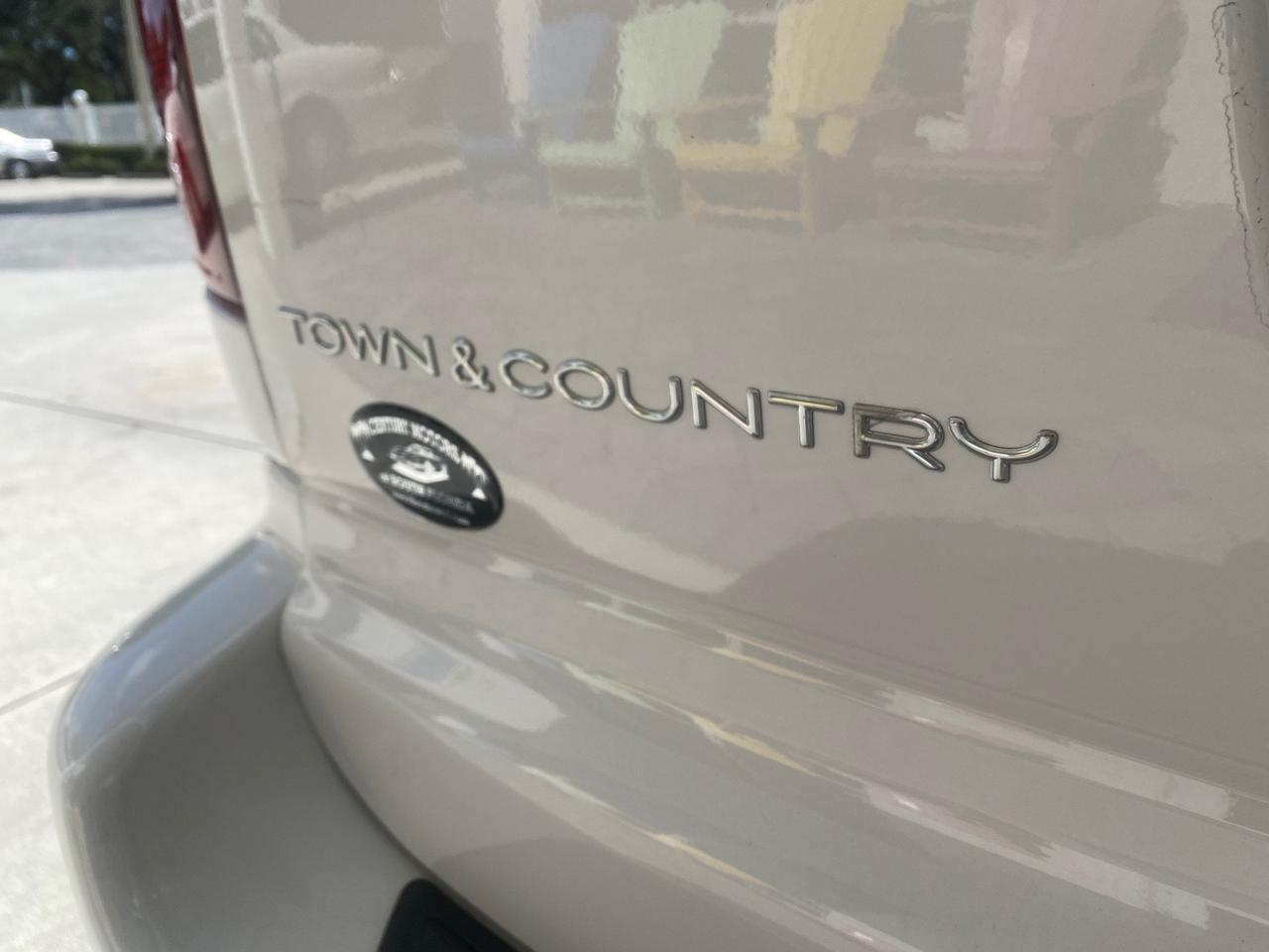 2005 Chrysler Town & Country LOW MILES 50,427 Pompano Beach FL