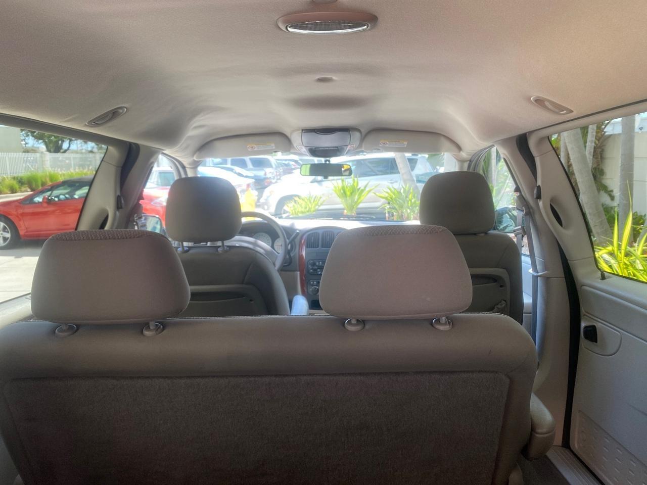 2005 Chrysler Town & Country LOW MILES 50,427 Pompano Beach FL
