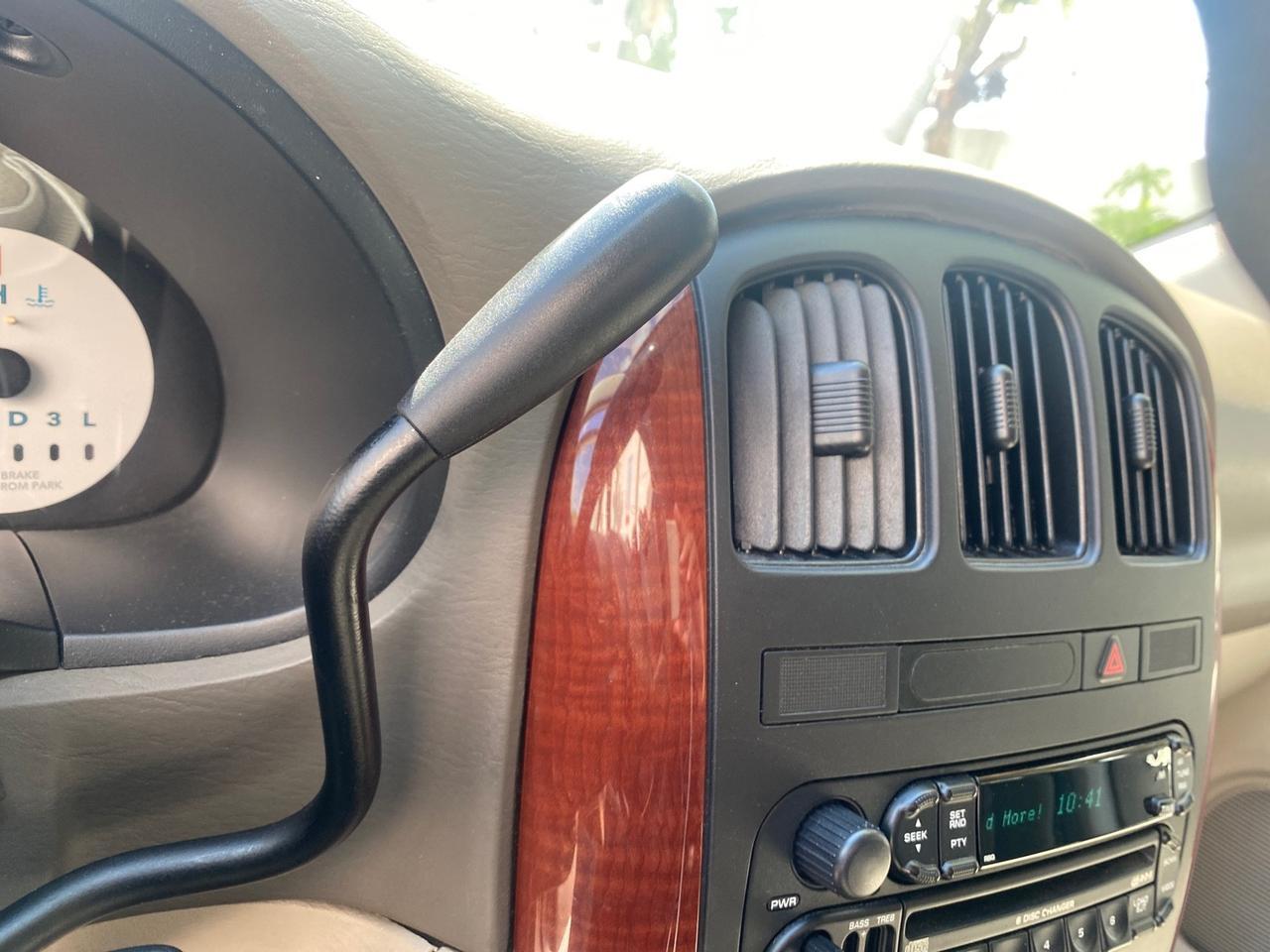 2005 Chrysler Town & Country LOW MILES 50,427 Pompano Beach FL