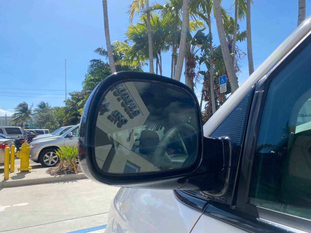 2005 Chrysler Town & Country LOW MILES 50,427 Pompano Beach FL