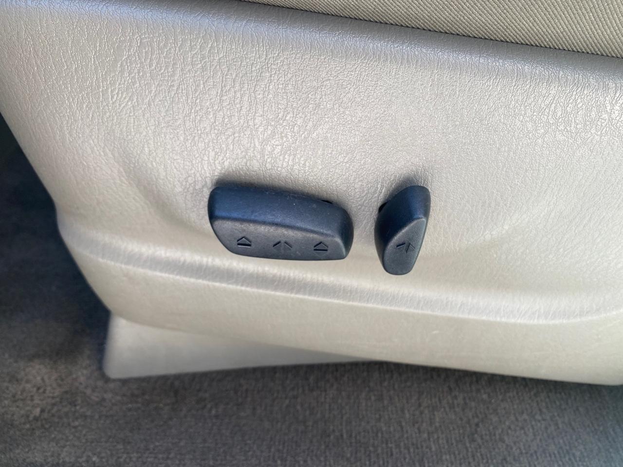 2005 Chrysler Town & Country LOW MILES 50,427 Pompano Beach FL
