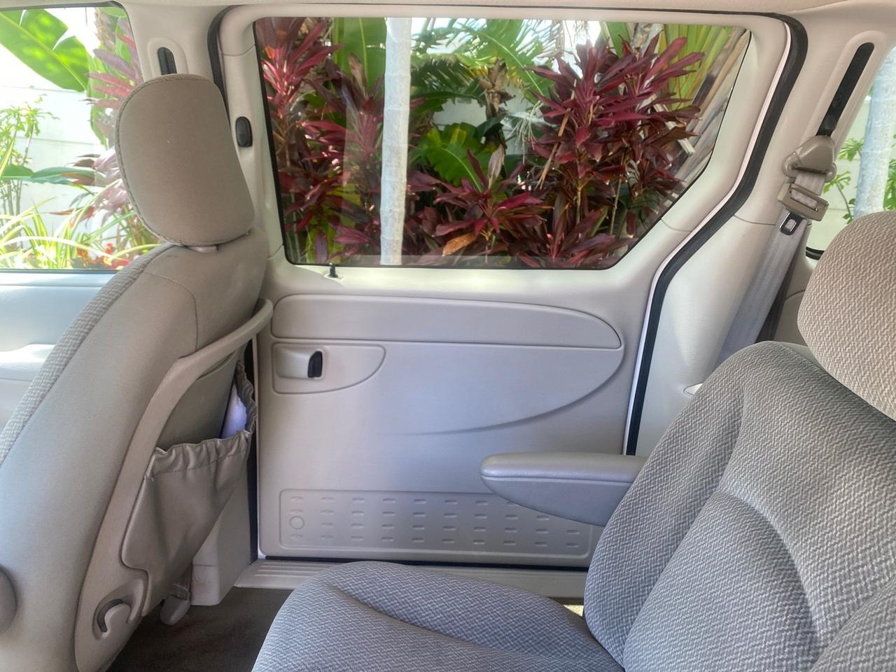 2005 Chrysler Town & Country LOW MILES 50,427 Pompano Beach FL