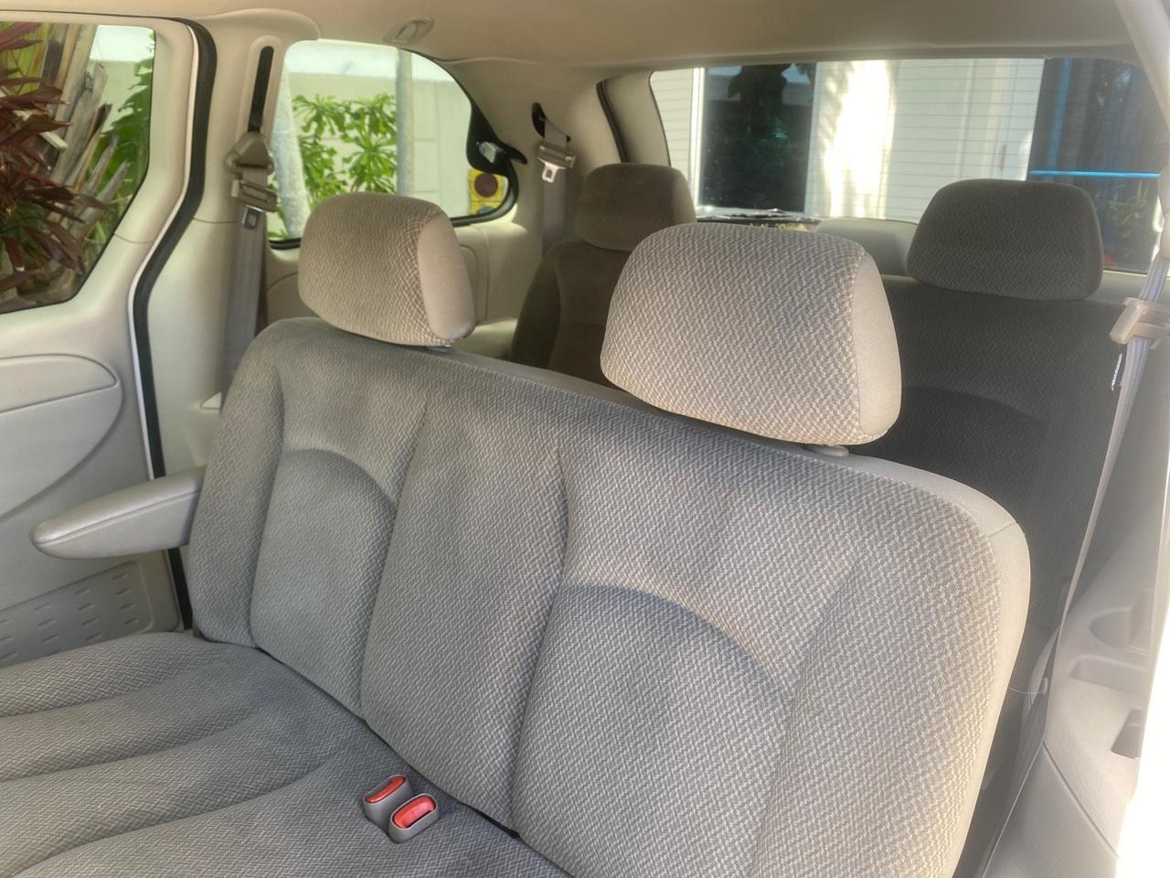 2005 Chrysler Town & Country LOW MILES 50,427 Pompano Beach FL