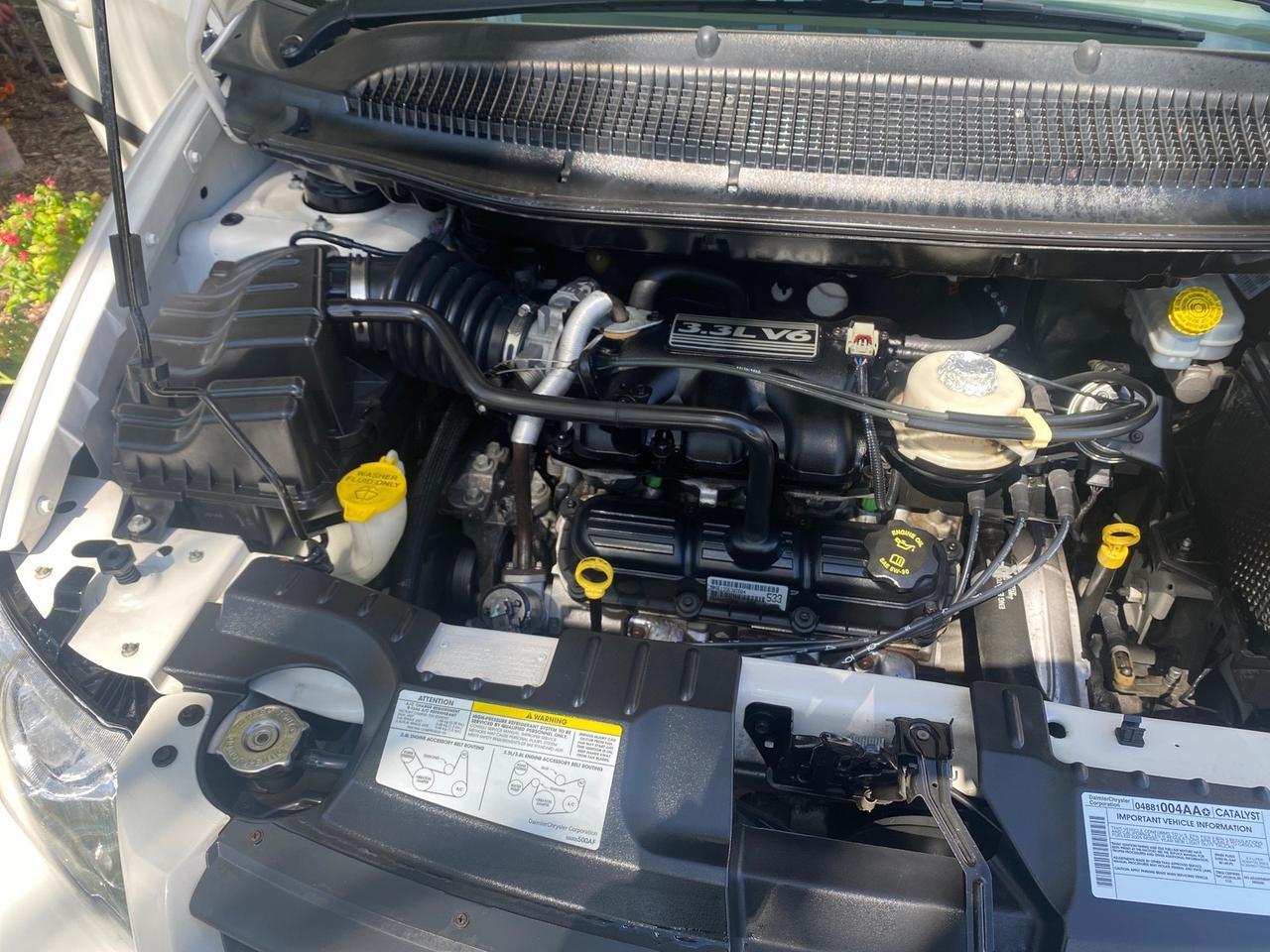 2005 Chrysler Town & Country LOW MILES 50,427 Pompano Beach FL