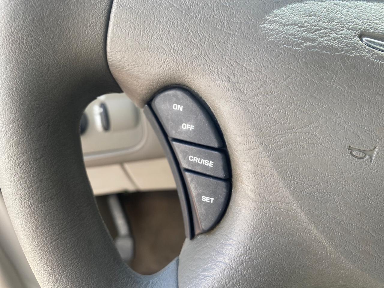 2005 Chrysler Town & Country LOW MILES 50,427 Pompano Beach FL
