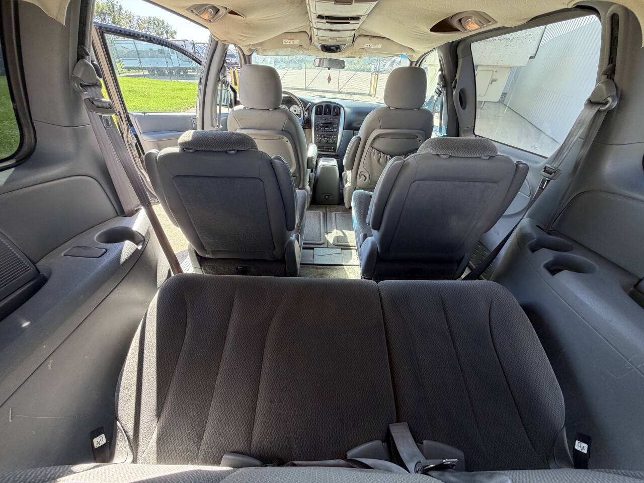 2005 Chrysler Town and Country Touring 4dr Extended Mini Van Eldridge IA