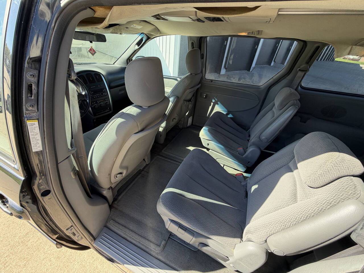 2005 Chrysler Town and Country Touring 4dr Extended Mini Van Eldridge IA