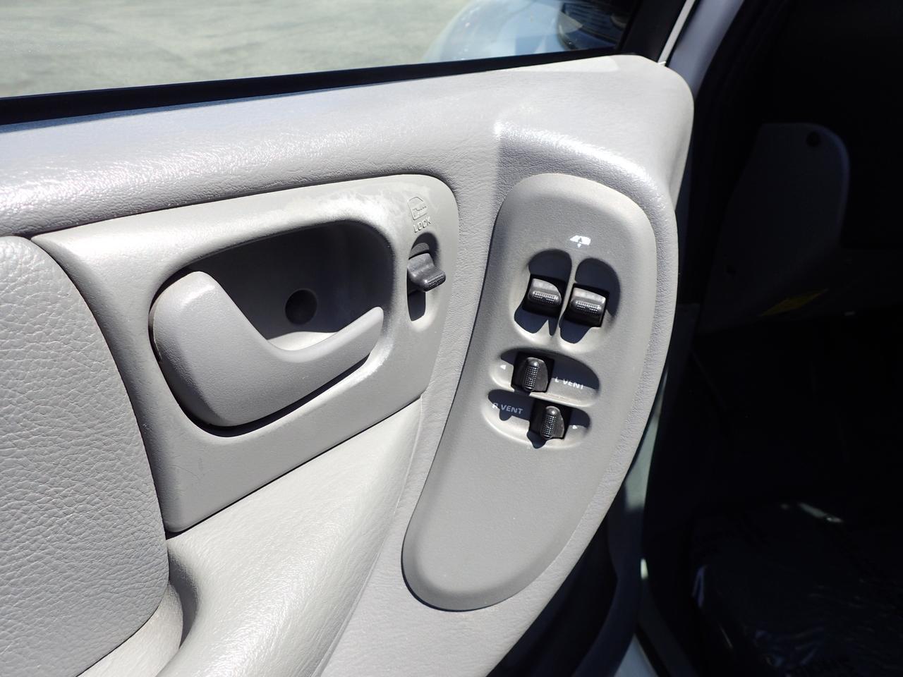 2005 Chrysler Town & Country Touring Anaheim CA