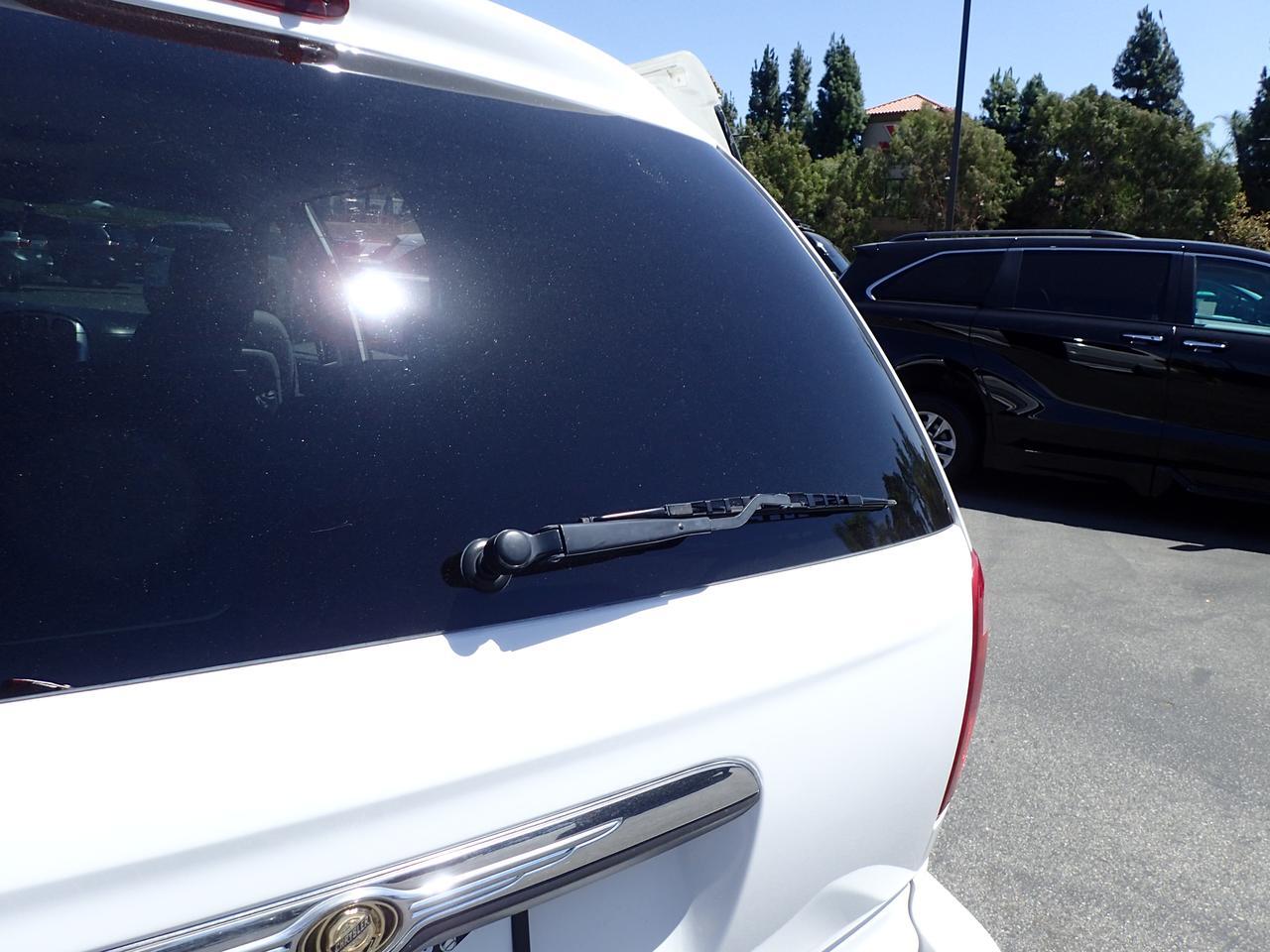 2005 Chrysler Town & Country Touring Anaheim CA