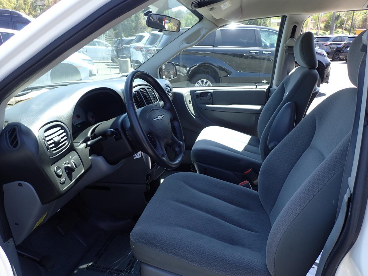 2005 Chrysler Town & Country Touring Anaheim CA