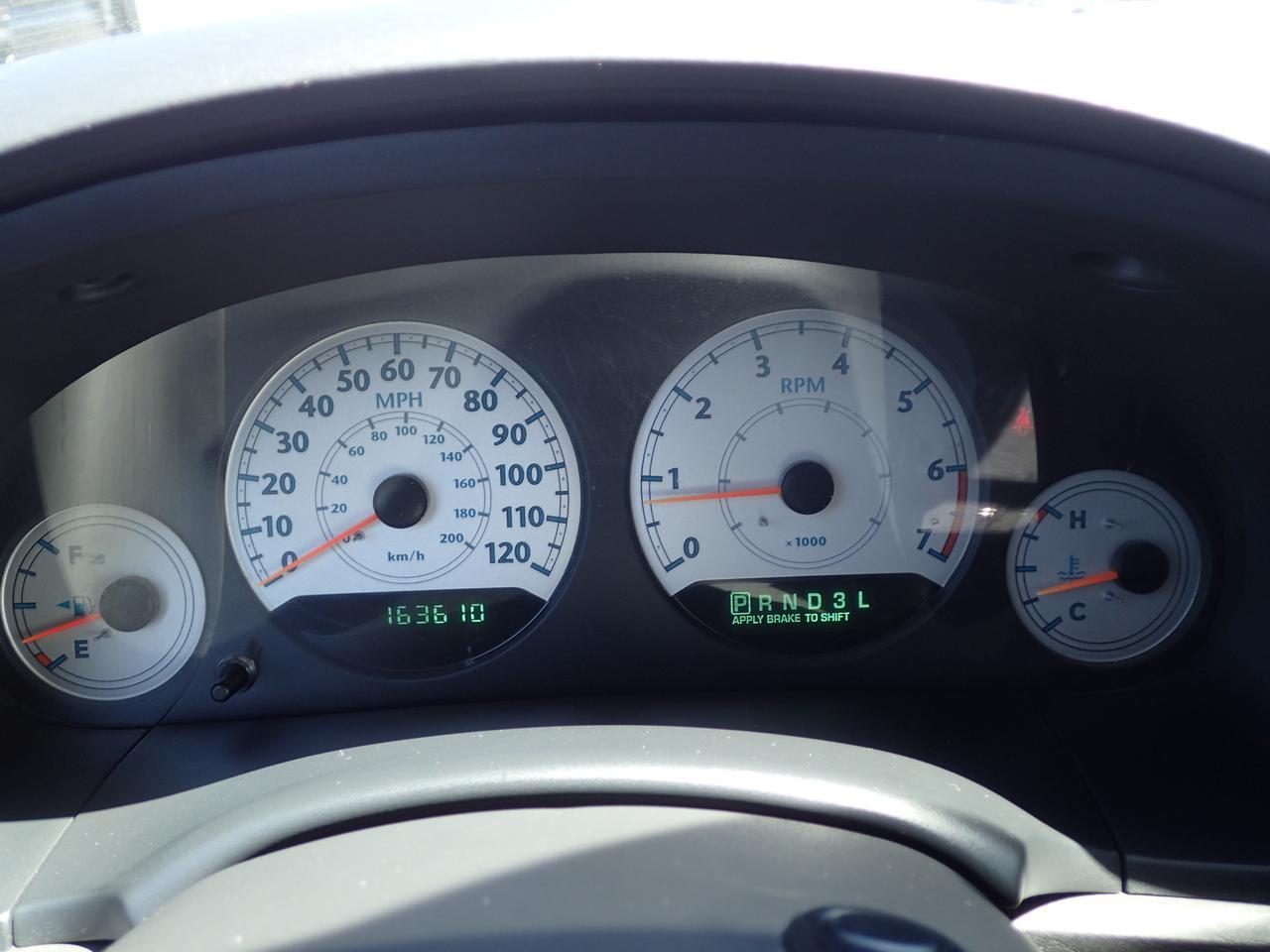 2005 Chrysler Town & Country Touring Anaheim CA