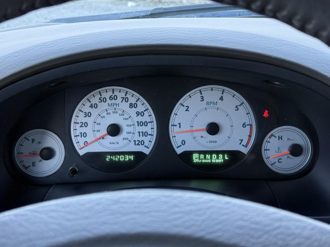 2005 Chrysler Town &amp; Country Touring Crestwood KY