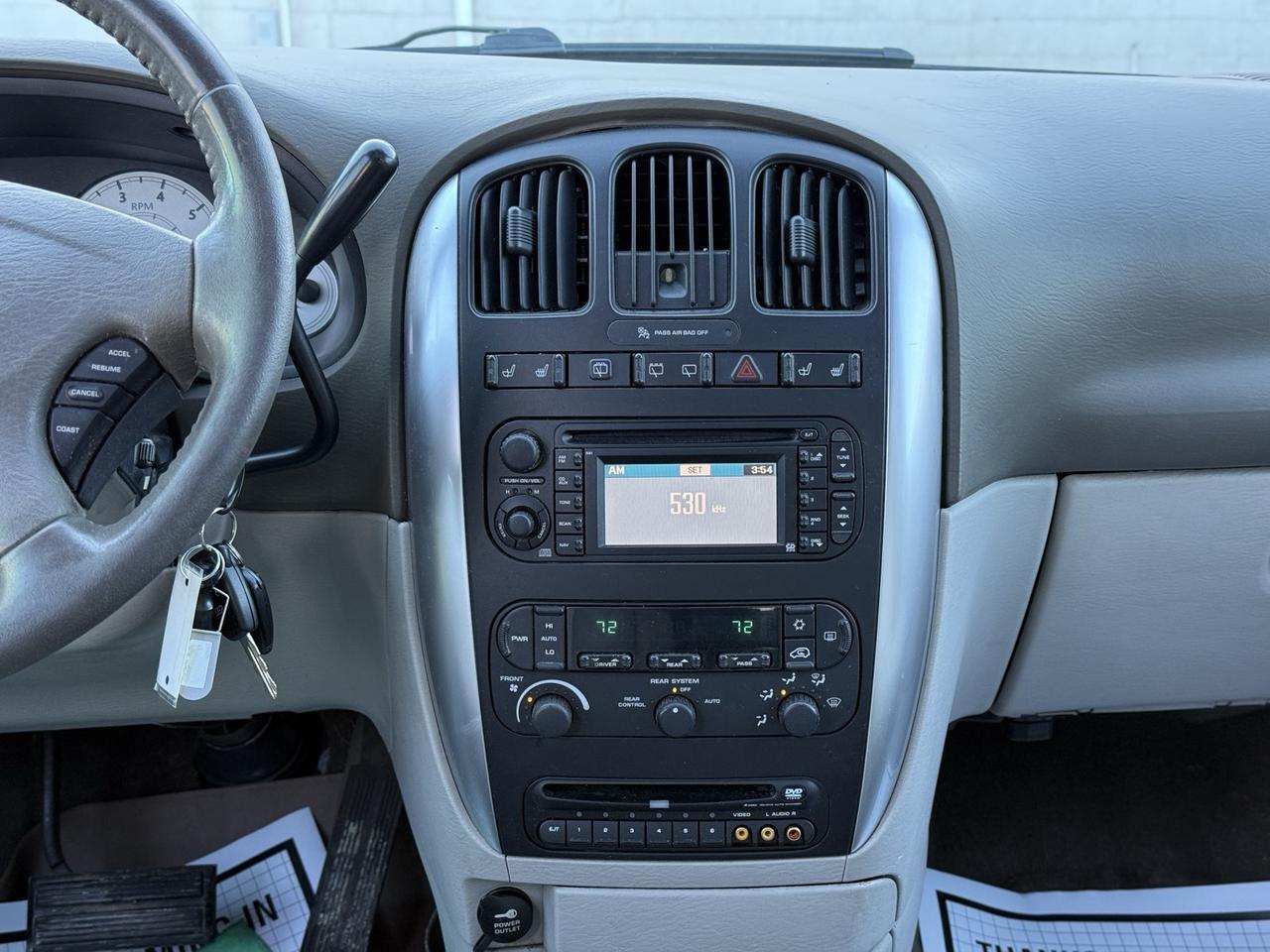 2005 Chrysler Town &amp; Country Touring Crestwood KY