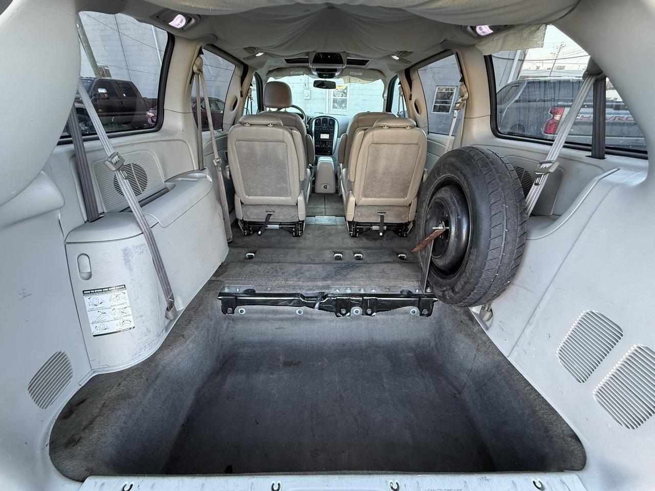 2005 Chrysler Town &amp; Country Touring Crestwood KY