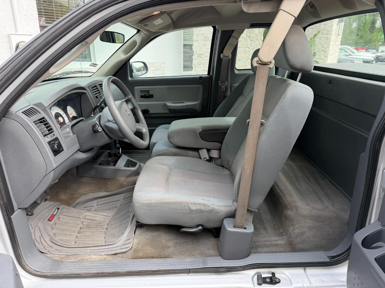 2005 Dodge Dakota 2dr Club Cab 131" WB ST Jacksonville FL