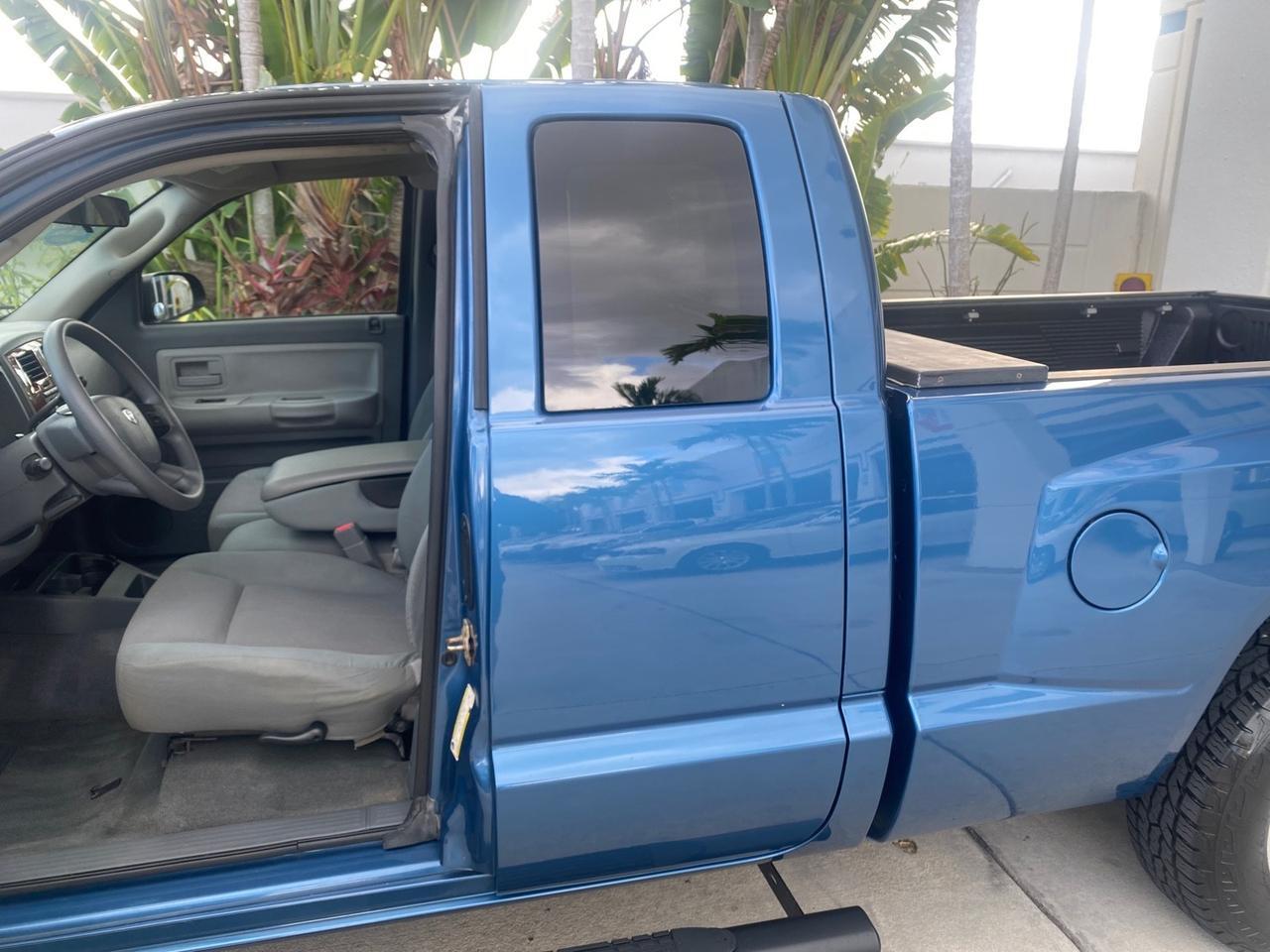 2005 Dodge Dakota SLT LOW MILES 69,842 4WD CLUB Pompano Beach FL