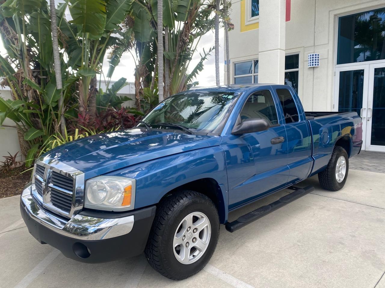 2005 Dodge Dakota SLT LOW MILES 69,842 4WD CLUB Pompano Beach FL