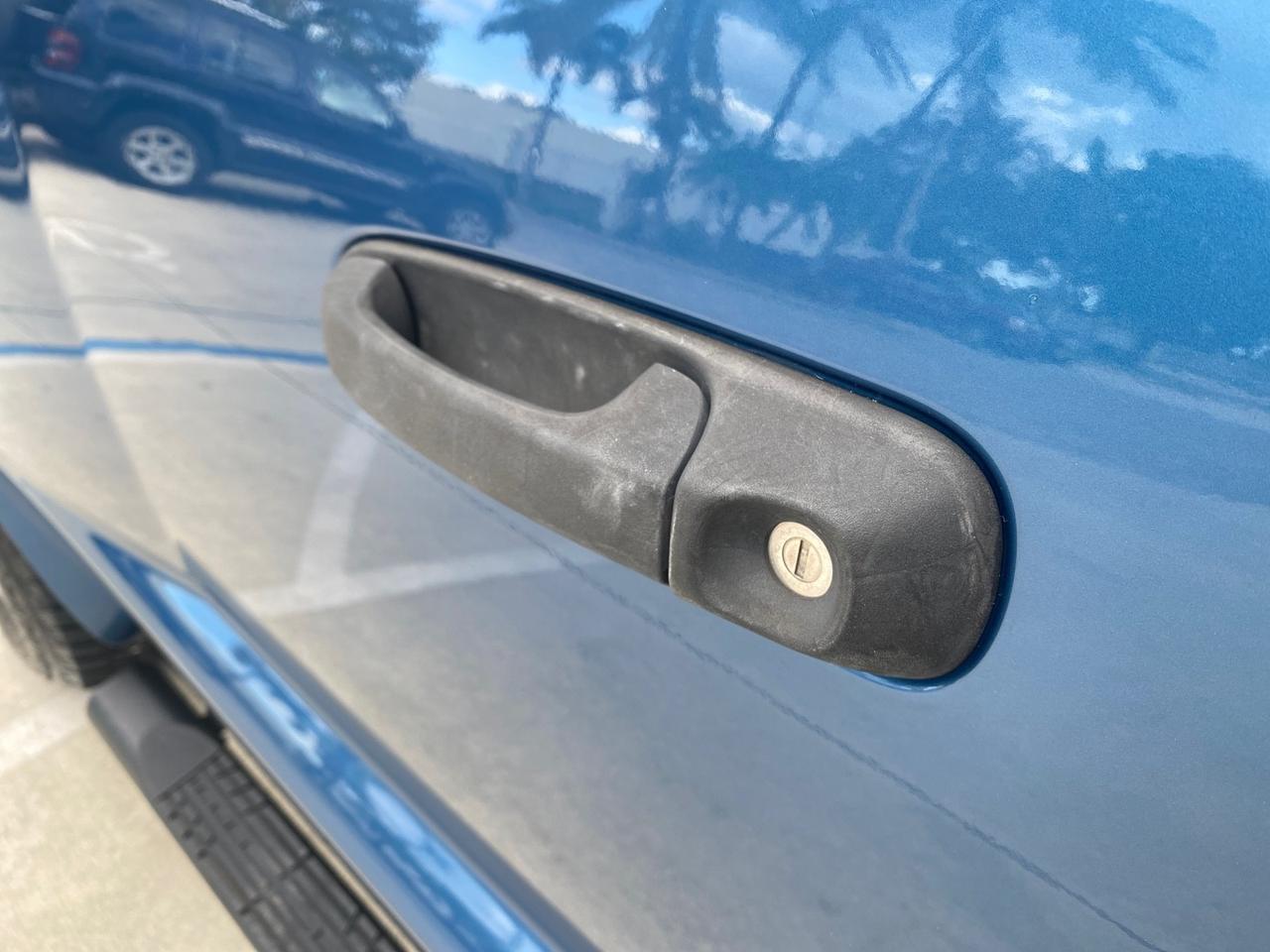 2005 Dodge Dakota SLT LOW MILES 69,842 4WD CLUB Pompano Beach FL