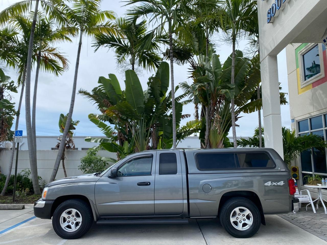 2005 Dodge Dakota SLT LOW MILES 70,362 4WD Pompano Beach FL