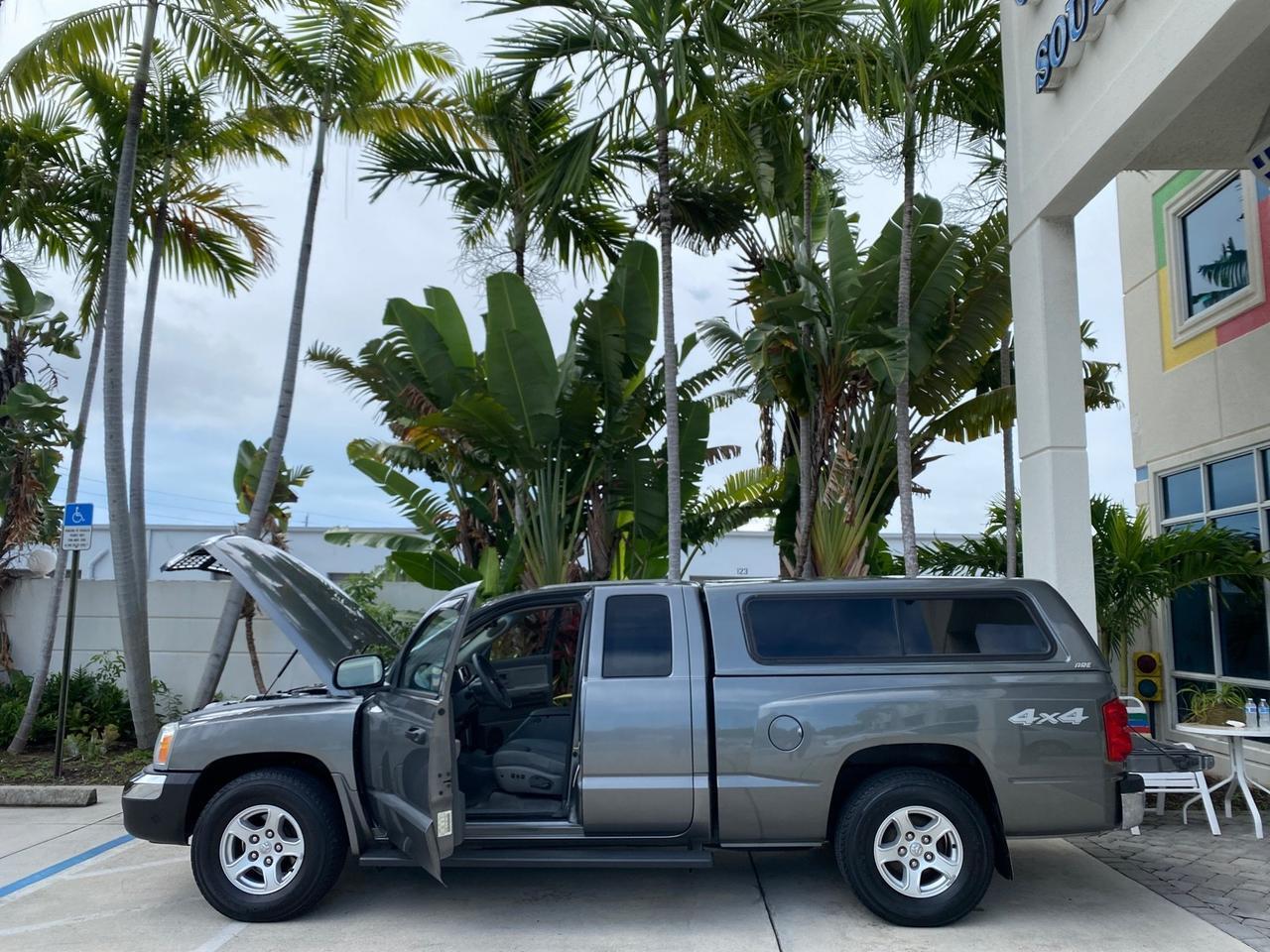 2005 Dodge Dakota SLT LOW MILES 70,362 4WD Pompano Beach FL