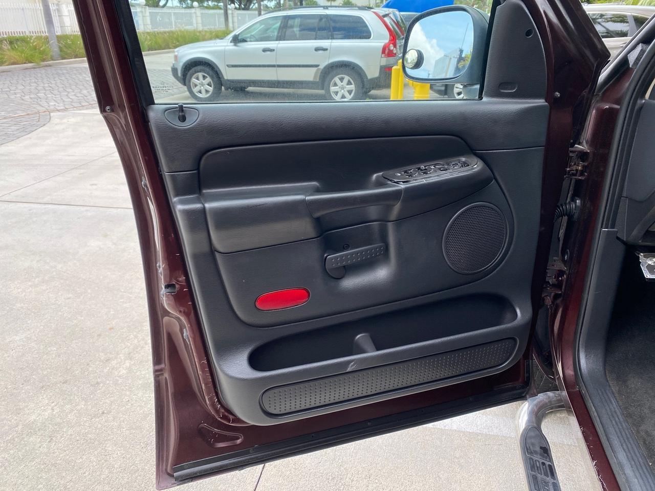 2005 Dodge Ram 1500 4 DR SLT 1 OWNER FL HEMI 5.7 V8 Pompano Beach FL