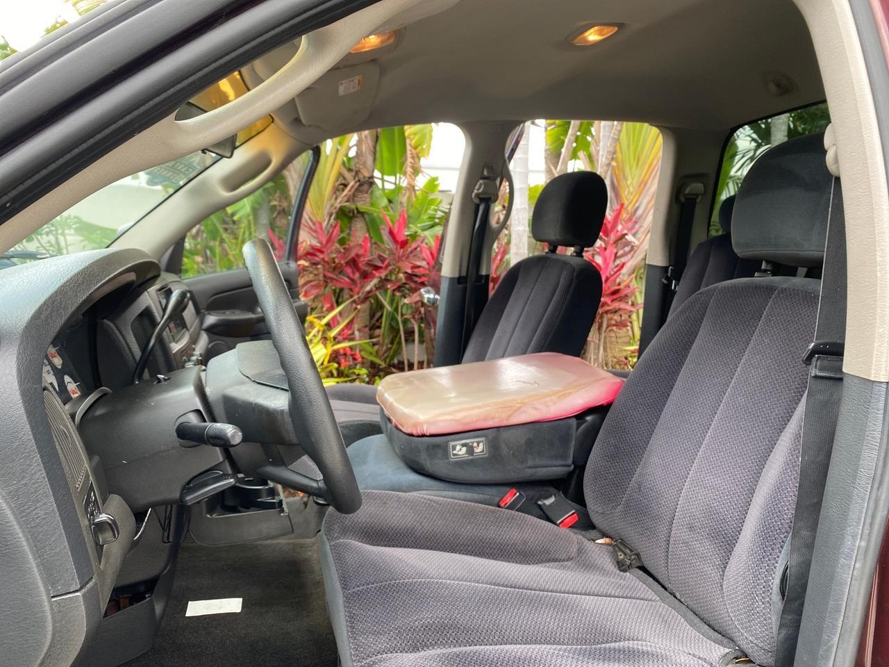 2005 Dodge Ram 1500 4 DR SLT 1 OWNER FL HEMI 5.7 V8 Pompano Beach FL