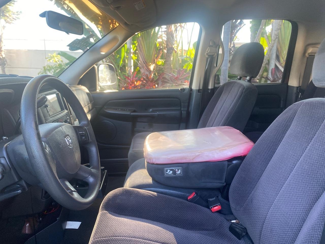 2005 Dodge Ram 1500 SLT 1 OWNER FL HEMI 5.7 V8 Pompano Beach FL