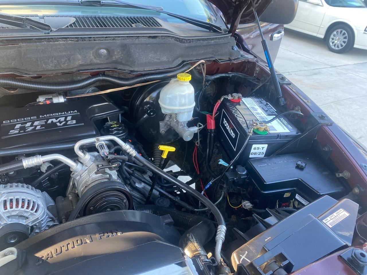 2005 Dodge Ram 1500 SLT 1 OWNER FL HEMI 5.7 V8 Pompano Beach FL