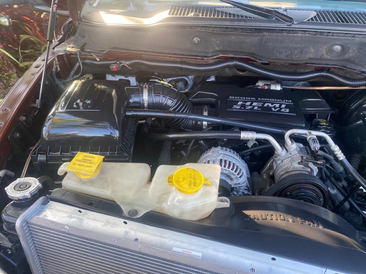 2005 Dodge Ram 1500 SLT 1 OWNER FL HEMI 5.7 V8 Pompano Beach FL