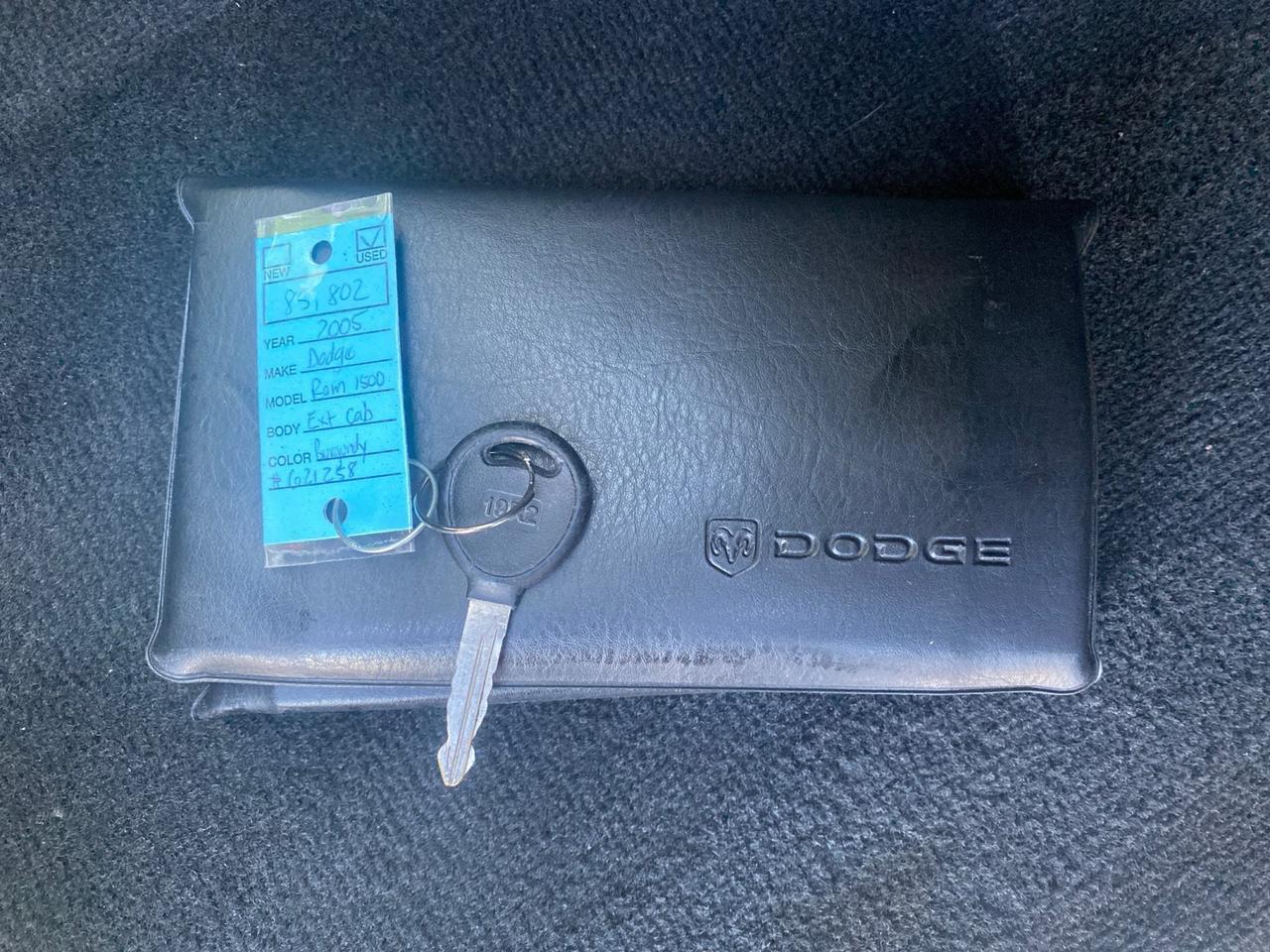 2005 Dodge Ram 1500 SLT 1 OWNER FL HEMI 5.7 V8 Pompano Beach FL