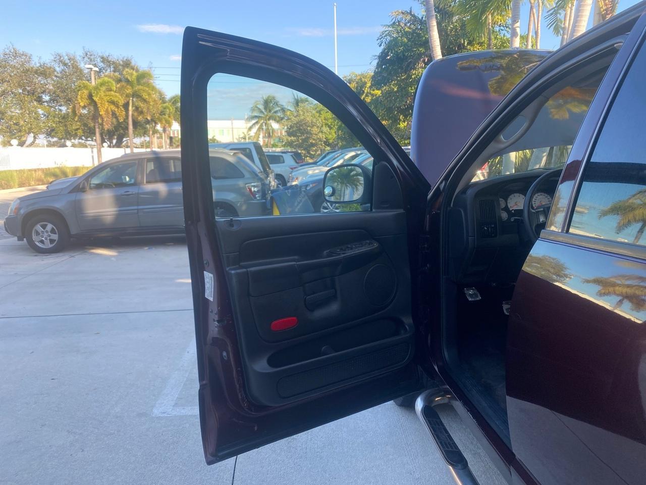 2005 Dodge Ram 1500 SLT 1 OWNER FL HEMI 5.7 V8 Pompano Beach FL