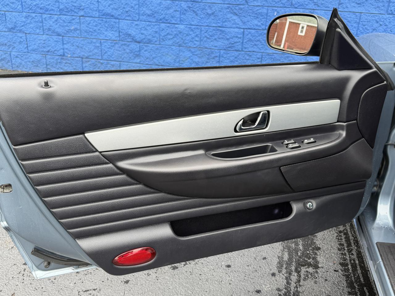 2005 FORD THUNDERBIRD PREMIUM Connellsville PA